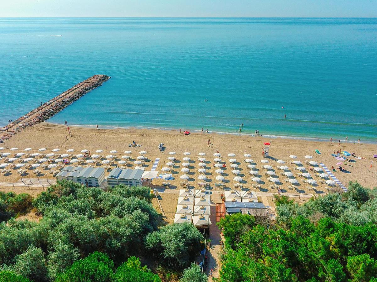 Portofelice Camping Village Eraclea Mare Exteriör bild